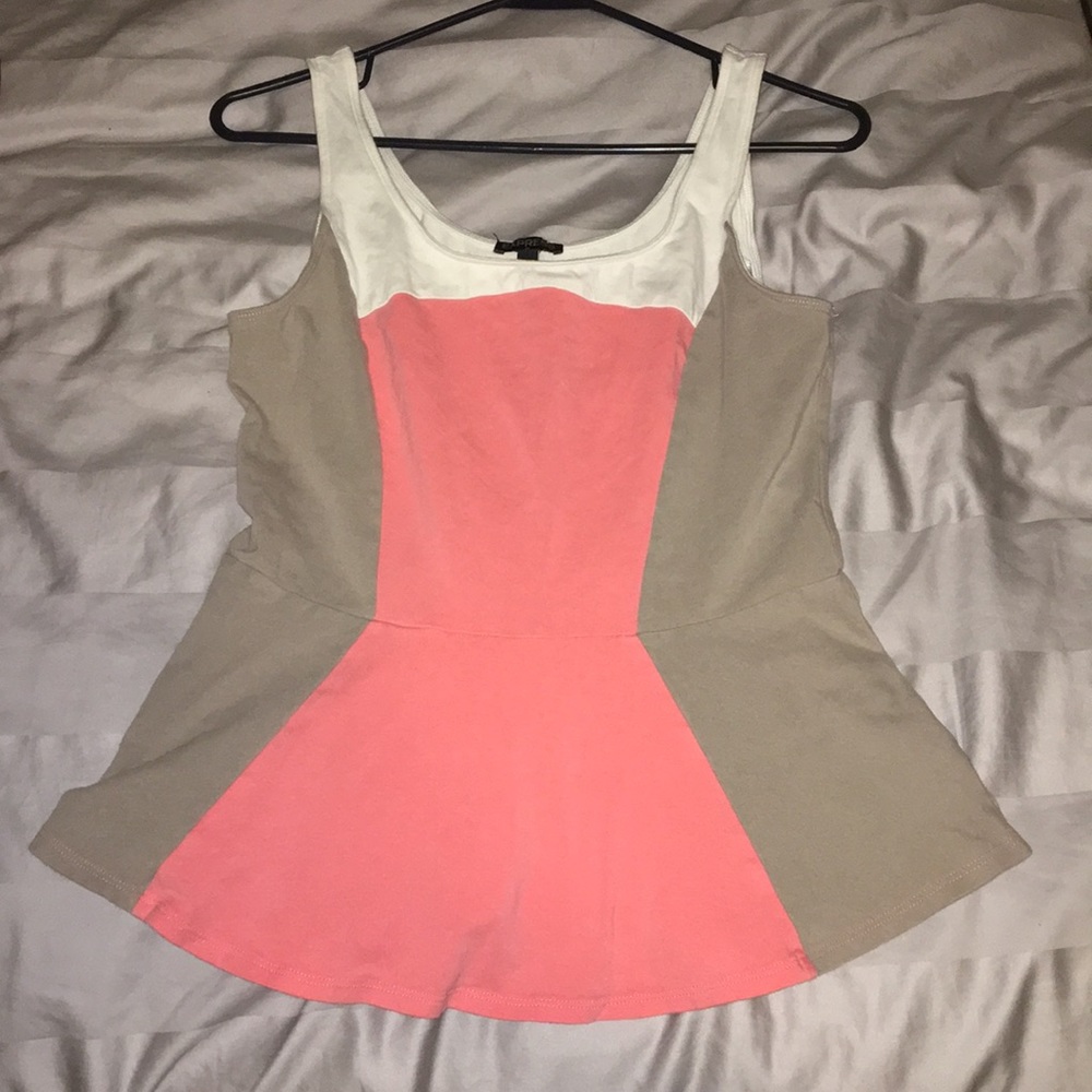 Express color block coral/Gray/white top